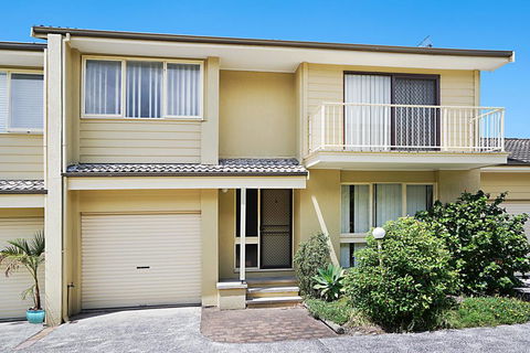 Toowoon Bay Townhouse, Unit 6 - Tourism Canberra 0