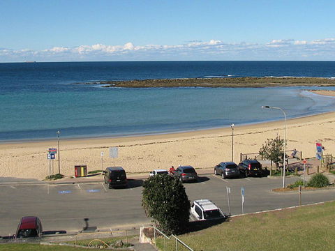 Toowoon Beach View 3br Villa 4 Just Steps To Beach With Views - Tourism Canberra 0