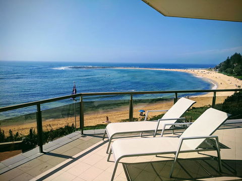 Toowoon Bay Beachfront Apartment - Tourism Canberra 0