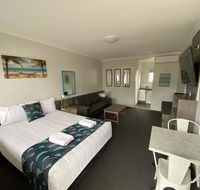Top of the Town Motor Inn - Tourism Canberra