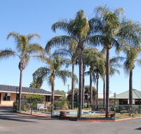 Town and Country Motor Inn - Tourism Canberra