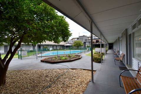 Townhouse Motel Cowra - Tourism Canberra 3