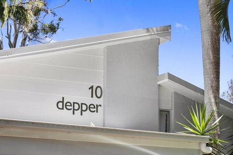 Tranquil & Tropical, Sunshine Beach - Tourism Canberra 1