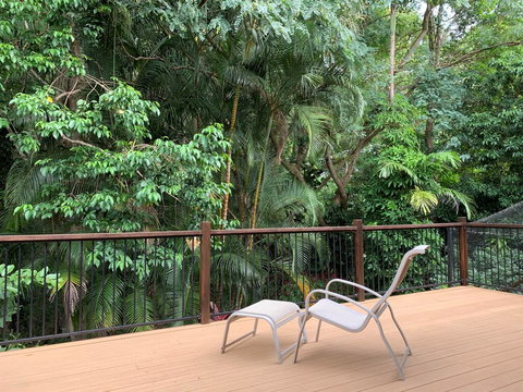 Tranquil Setting In Buderim - Tourism Canberra 1