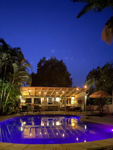 Treehouse On Plantation - Tourism Canberra 3