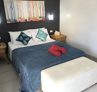 Tropical Lodge - Tourism Canberra
