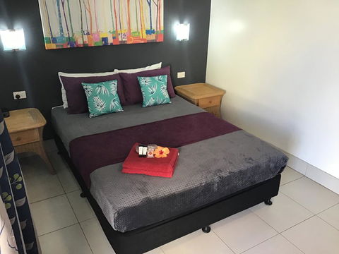 Tropical Lodge - Tourism Canberra 1