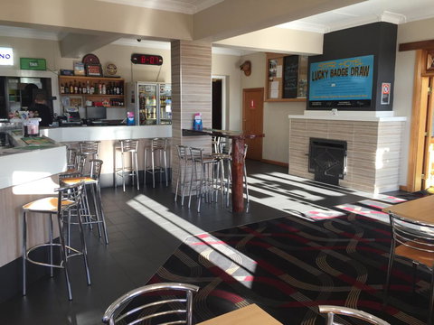Tumut Star Hotel - Tourism Canberra 1