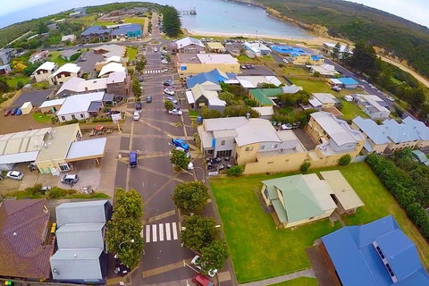 Twelve Apostles Beach House B&B - Tourism Canberra 2