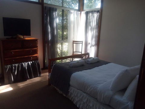 Twinkle Tree's Cottage - Tourism Canberra 2