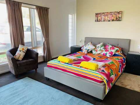 Two Dams Estate - Retreat & Relax - Tourism Canberra 0