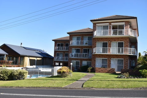 Unit 2, Ballingalla Apartments - Tourism Canberra 1
