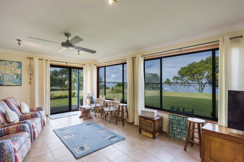 Unit 4 Orana - Tourism Canberra 1