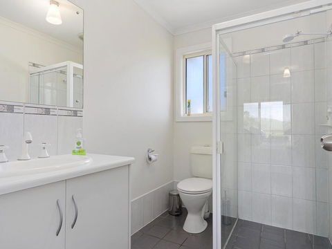VALLEY VIEWS - 10 Valley Heights Drive - Tourism Canberra 0