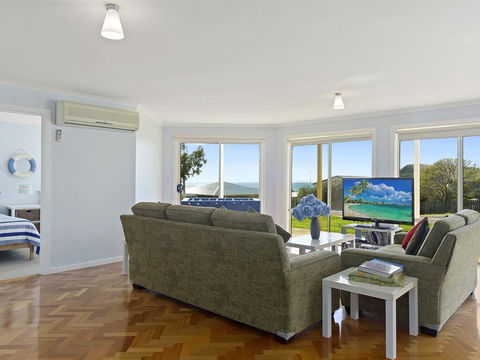 VALLEY VIEWS - 10 Valley Heights Drive - Tourism Canberra 3