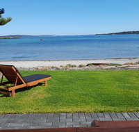 Vandy's shack at Mount Dutton Bay - ideal for couples and small families - Tourism Canberra