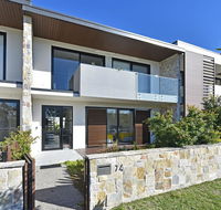 Villa Positano Waterside at Trinity Point - Tourism Canberra