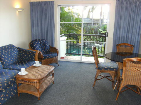 Villa Vaucluse Apartments - Tourism Canberra 1
