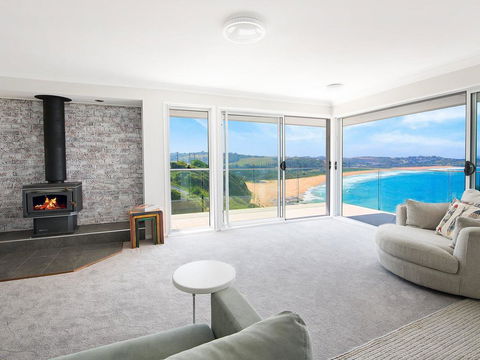 Vitamin Sea - Tourism Canberra 0