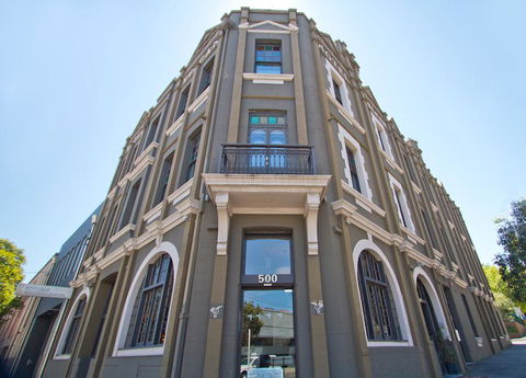 Vulcan Hotel Sydney - Tourism Canberra 0