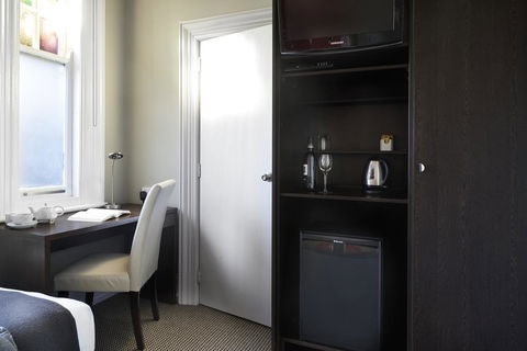 Vulcan Hotel Sydney - Tourism Canberra 1