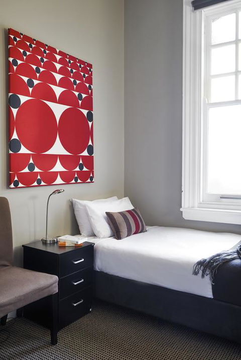 Vulcan Hotel Sydney - Tourism Canberra 3