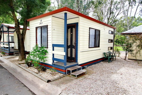 Wangaratta Caravan Park - Tourism Canberra 0