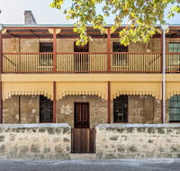 Warders Cottage Iconic Cottage in the Heart of Freo - Tourism Canberra