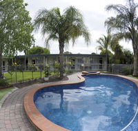 Warrina Motor Inn - Tourism Canberra