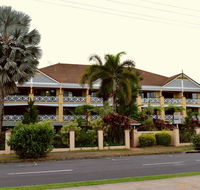 Waterfront Terraces - Tourism Canberra