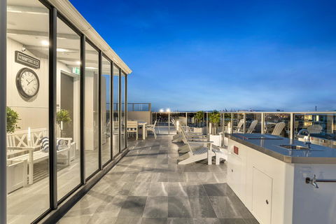 The Hamptons Apartments - Port Melbourne - Tourism Canberra 18