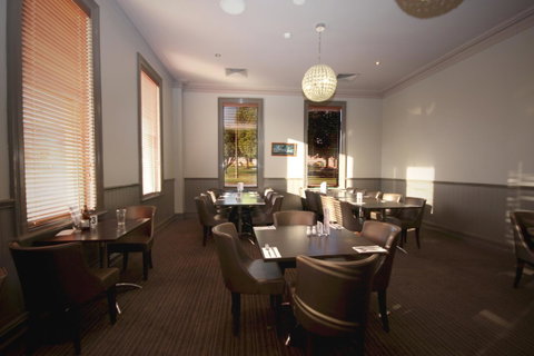 Mitchell River Tavern - Tourism Canberra 9