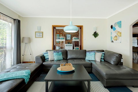 Sunryes Beach House - Tourism Canberra 1