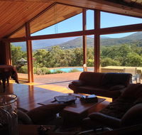 Kangaroo Manor - Tourism Canberra
