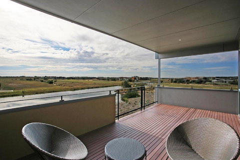 1 Pebble Place - Tourism Canberra 14