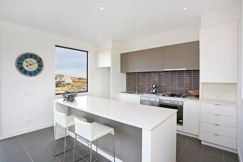 1 Pebble Place - Tourism Canberra 2