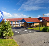 Blue Whale Motor Inn  Apartments - Tourism Canberra