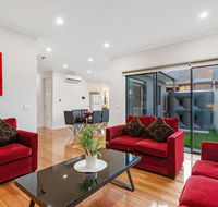 Biggs Villas Melbourne - Tourism Canberra