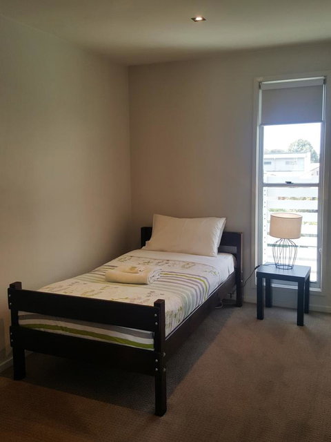 104 On Merri Apartments - Tourism Canberra 24