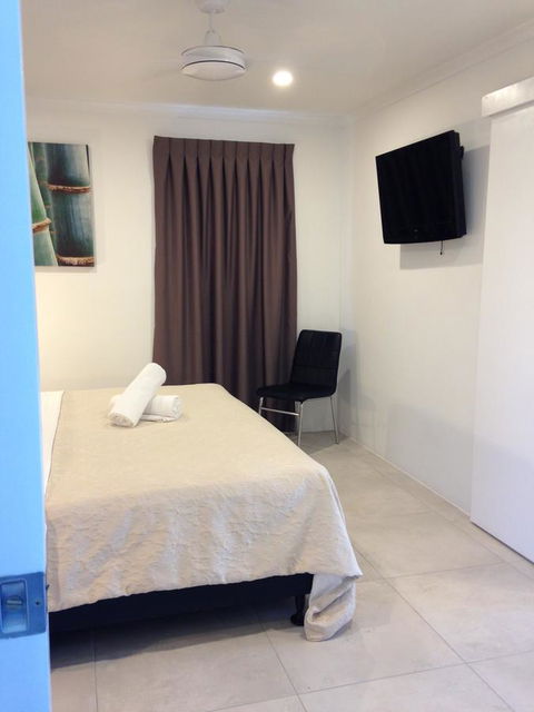 Chez Noosa Resort Motel - Tourism Canberra 12