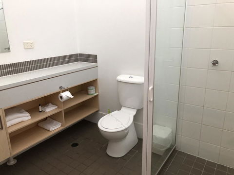 Bribie Island Hotel - Tourism Canberra 4