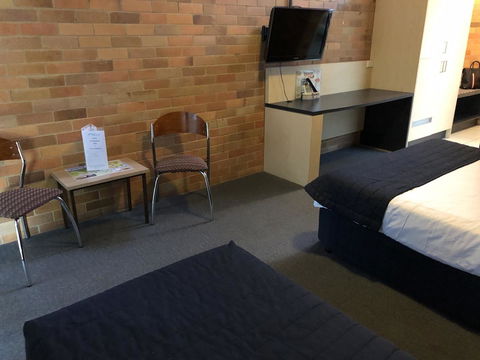 Bribie Island Hotel - Tourism Canberra 18