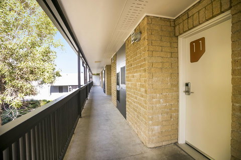 Nightcap At Kawana Waters Hotel - Tourism Canberra 15