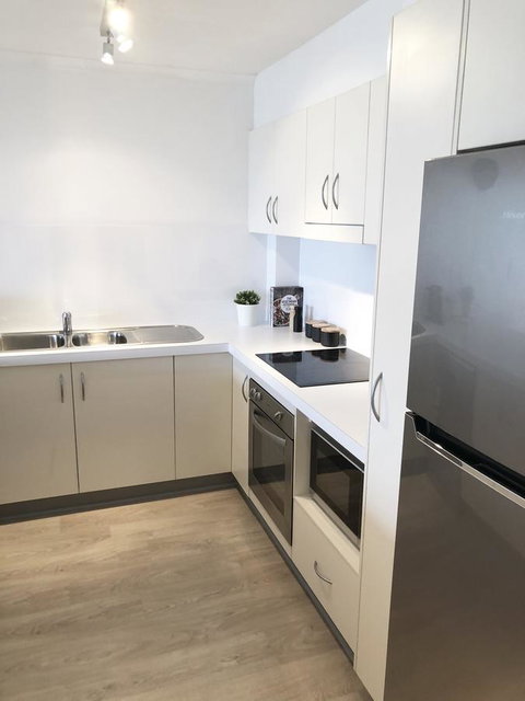 Sunshine Beach Luxe Apartment - Tourism Canberra 9