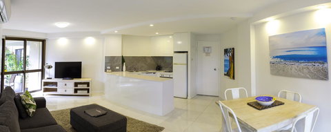 Ocean Breeze Resort - Tourism Canberra 12