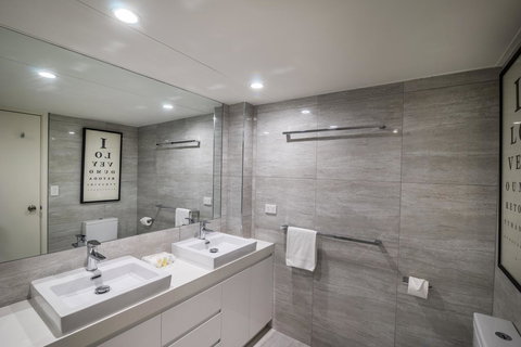 Noosa Harbour Resort - Tourism Canberra 38