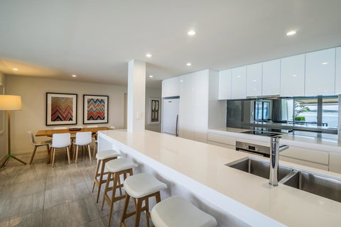 Noosa Harbour Resort - Tourism Canberra 42