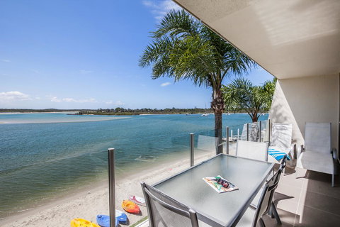 Noosa Harbour Resort - Tourism Canberra 3