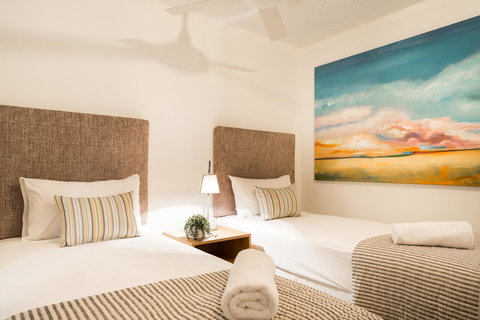 Noosa Hill Resort - Tourism Canberra 11