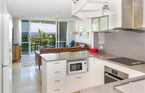 Noosa Hill Resort - Tourism Canberra 23